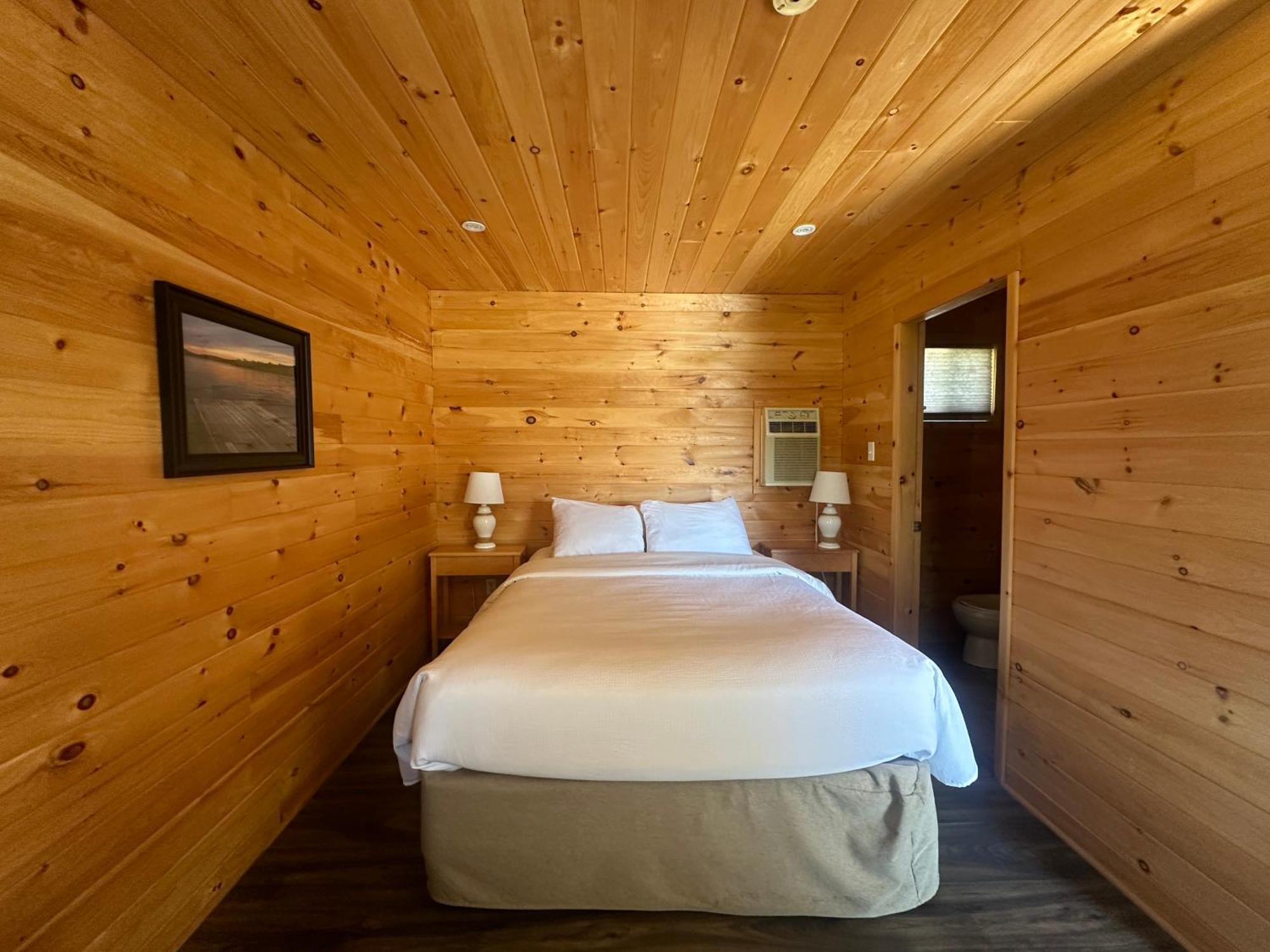 Big Tub Resort & Marina Tobermory Bagian luar foto