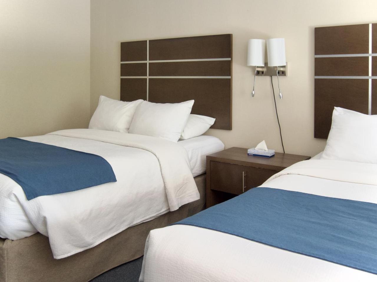 Big Tub Resort & Marina Tobermory Bagian luar foto
